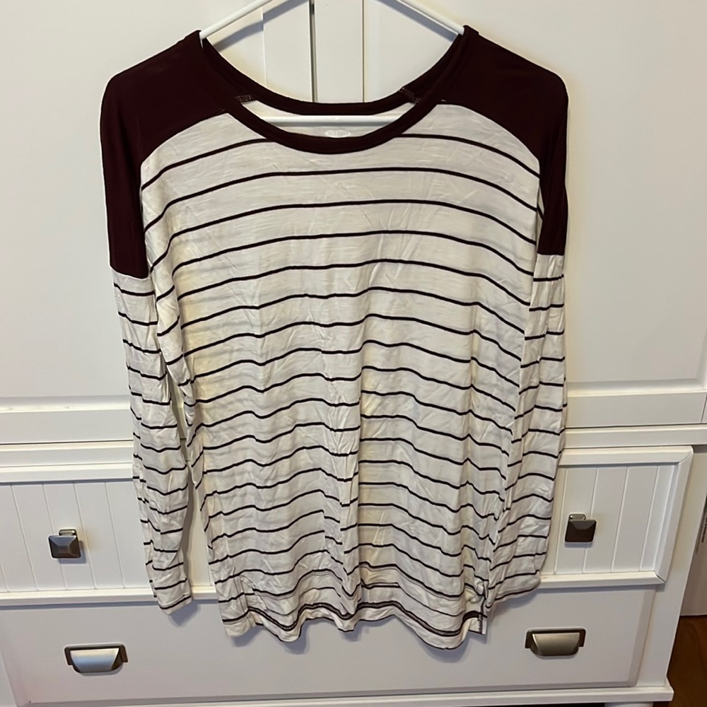 Old Navy white & maroon striped boyfriend shirt 
Excellent condition